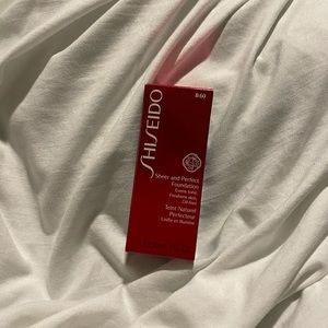 SHSEIDO Foundation Shade B60
